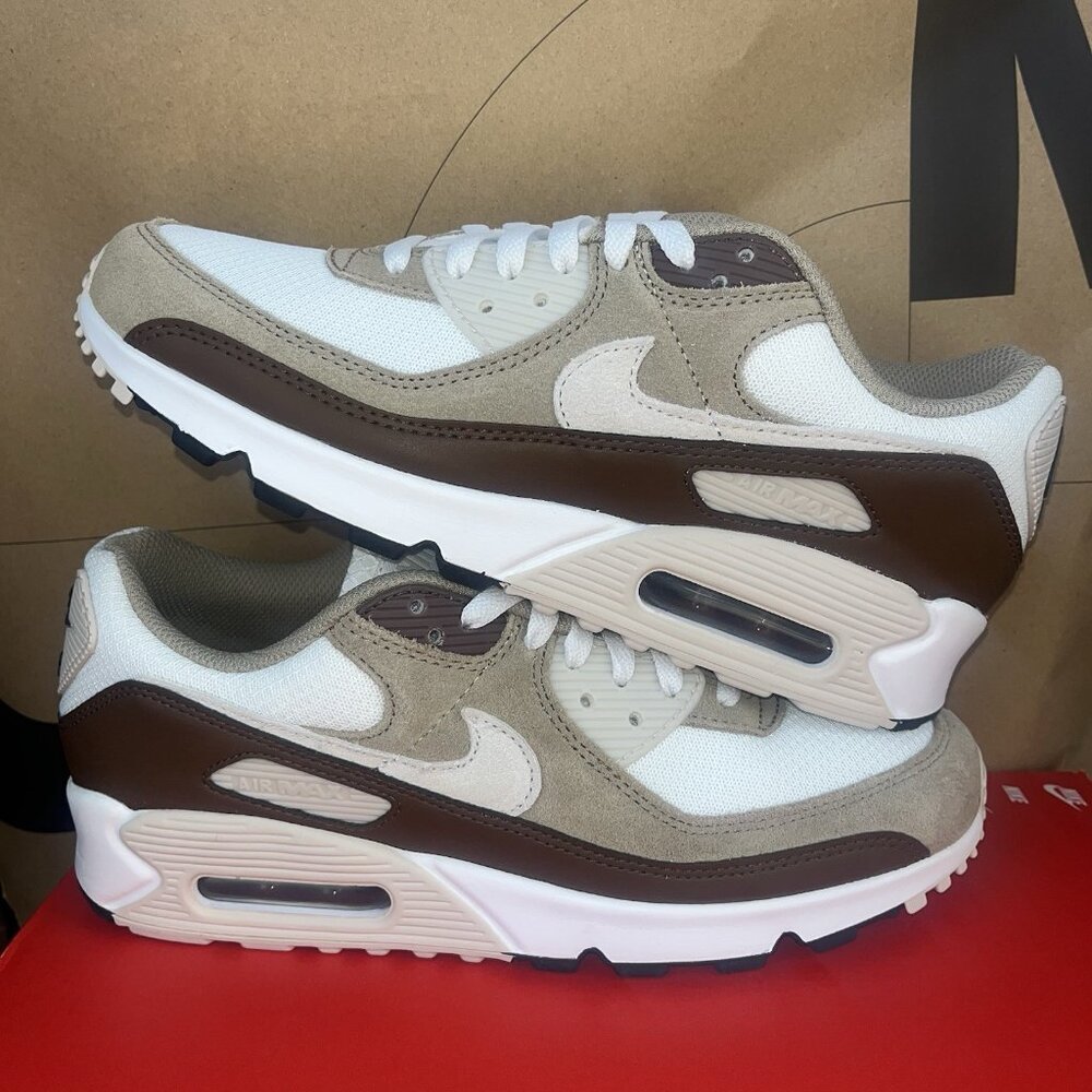 NEW Nike Air Max 90 Summit White/Khaki/Light Orewood DM0029-109 Mens Size 8 - Picture 2 of 8